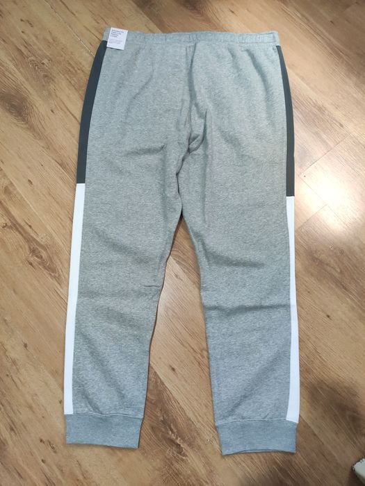 Pantaloni Nike mărimea XXL