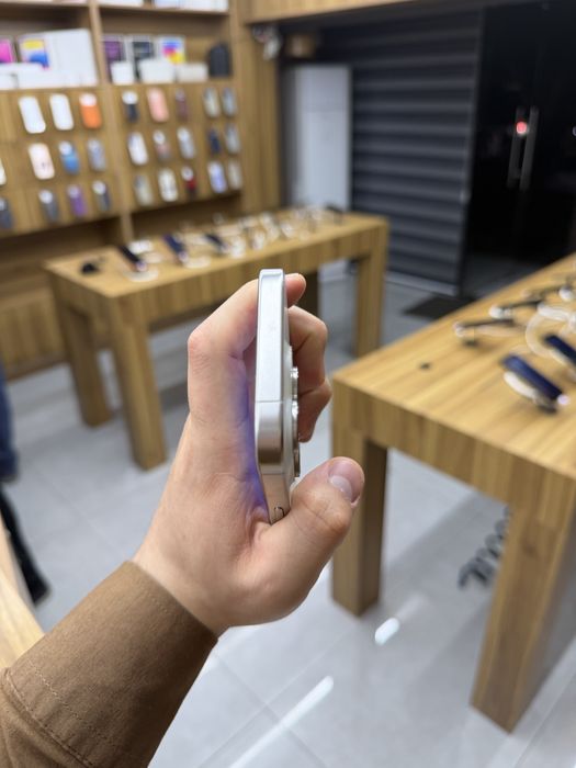 Iphone 15 Pro 256/91%