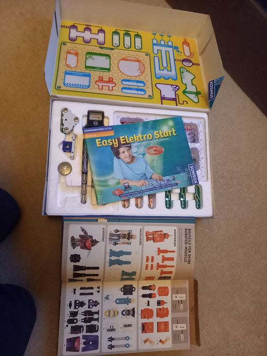 Конструктор Електрически Космос и Роботи