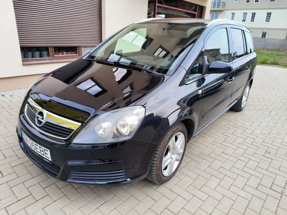 Opel Zafira Opel Zafira 1.6 Benzină 2007, 7 locuri, set roți vară/ iarnă,Navigație