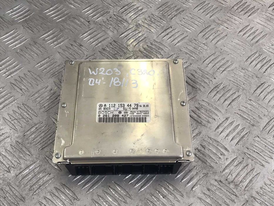 Компютър Mercedes W203 C320 2004г.