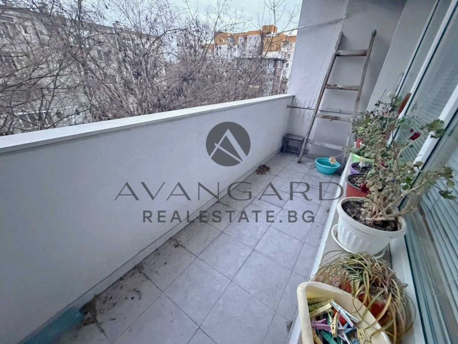 Продава се Двустаен апартамент в Пловдив, Кършияка - 64 кв.м за 897 €/кв.м - Снимка #9