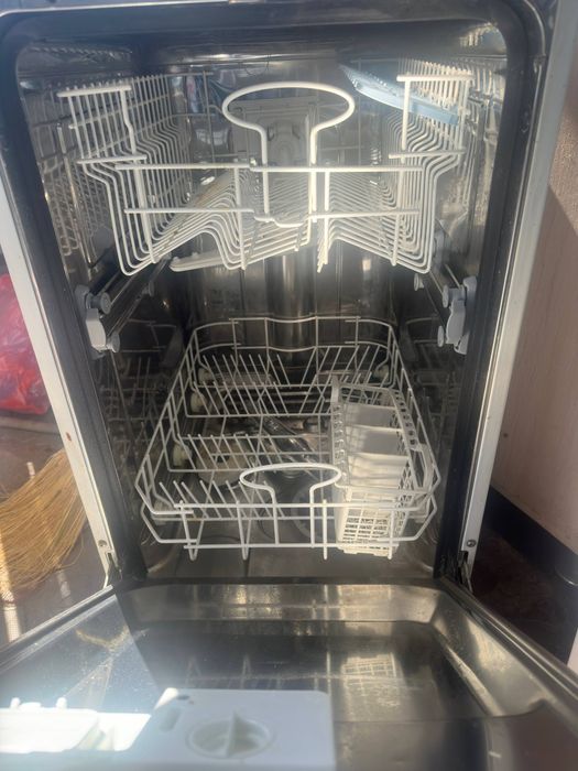 Посудомоечная машина Indesit