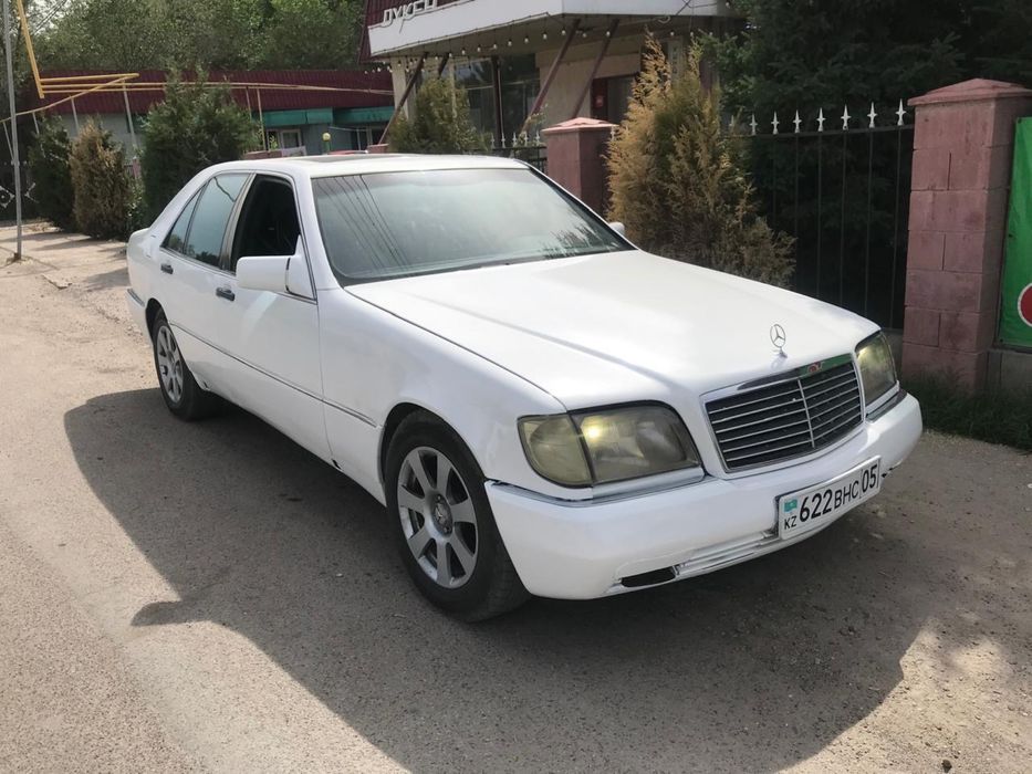 Мерседес 140 Мерс машина