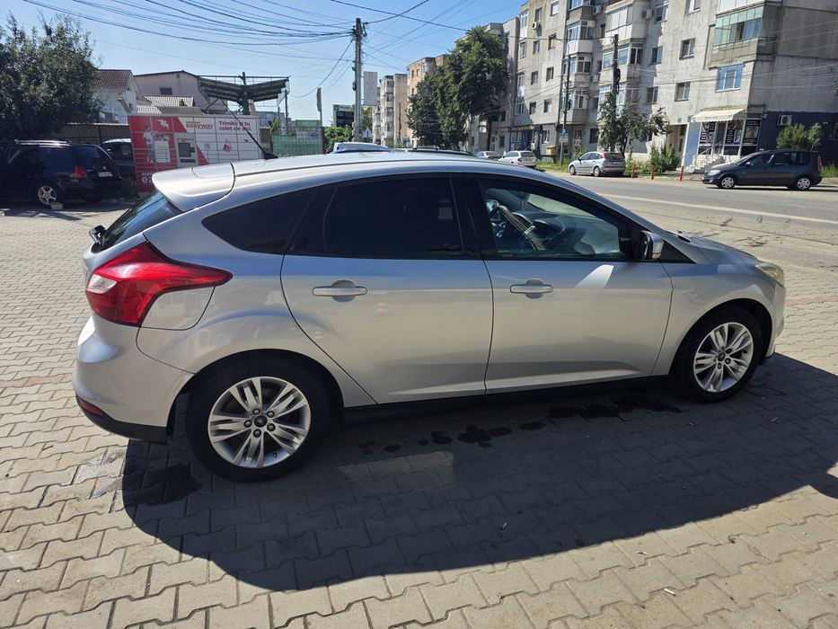 FORD Focus 2011 — imagine 3