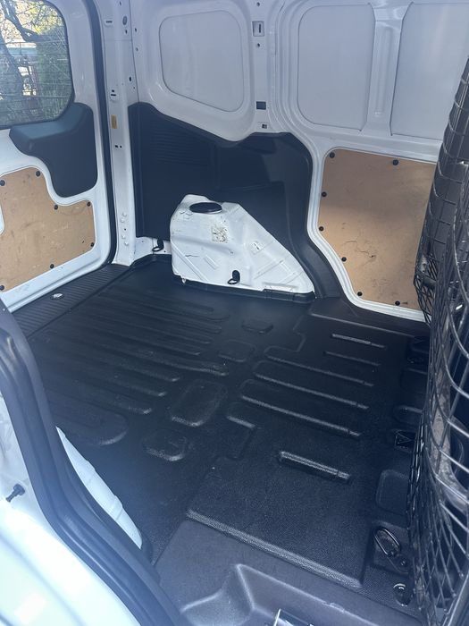 Ford transit courier