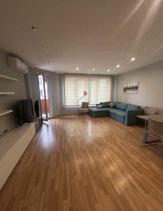 Дава се под наем Тристаен апартамент в София, Студентски град - 106 кв.м за 999 € - Снимка #1