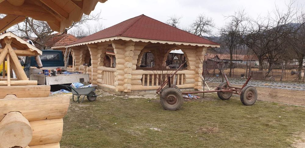 Foișoare din lemn rotund Bușteni