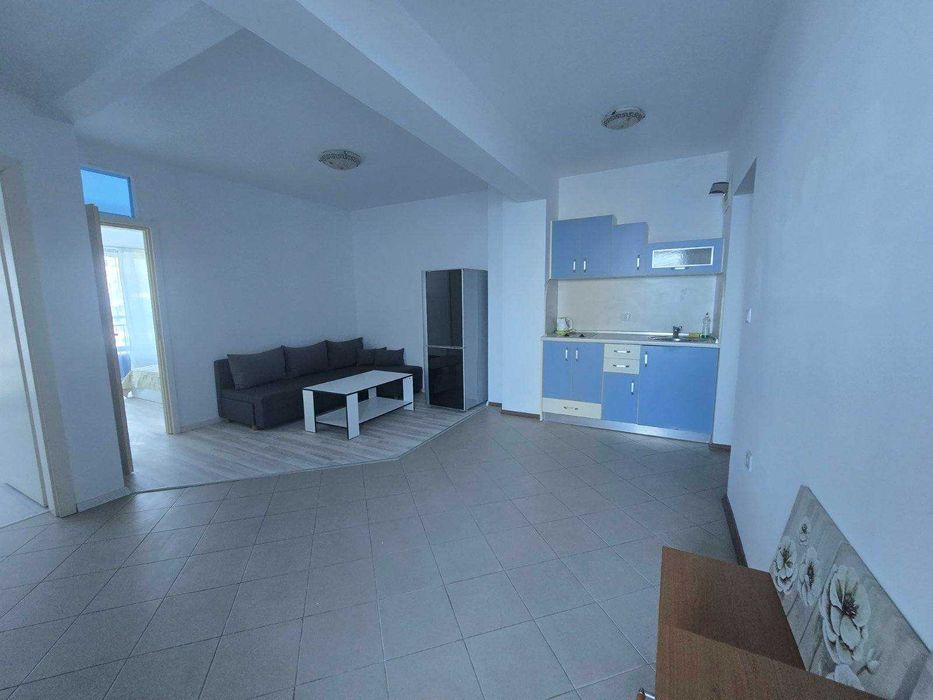 Продава се Тристаен апартамент в Стара Загора, Център - 120 кв.м за 1192 €/кв.м - Снимка #3