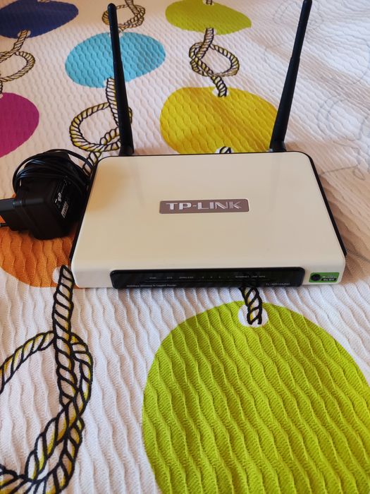 Tp-Link Wi-Fi рутер TL - WR1042ND.