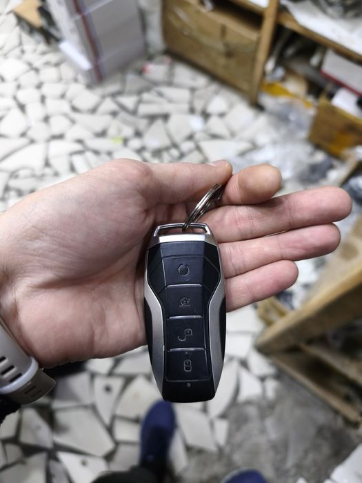 Продаю ключ от byd