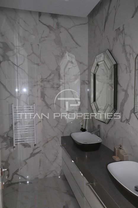 Продава се Многостаен апартамент в Пловдив, Христо Смирненски - 339 кв.м за 2065 €/кв.м - Снимка #5