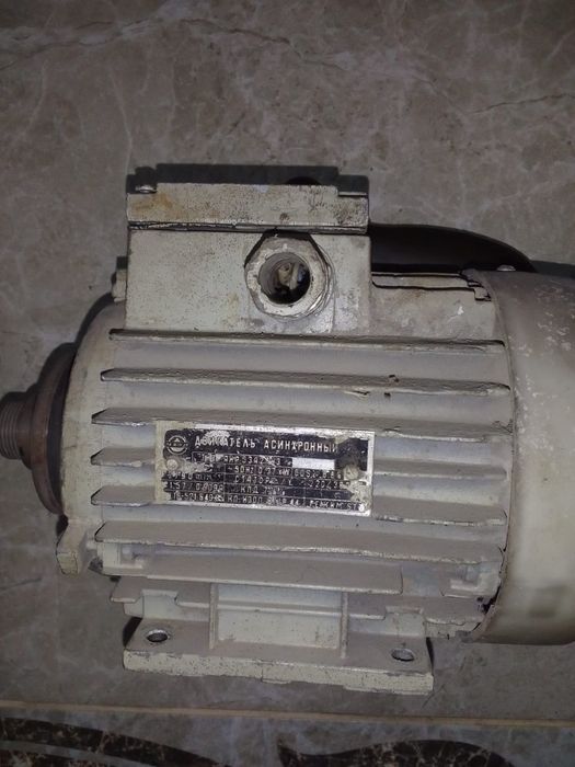 Электродвигатель б.у.