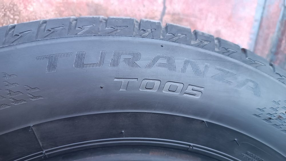 195/65/15 Bridgestone Дот 3923