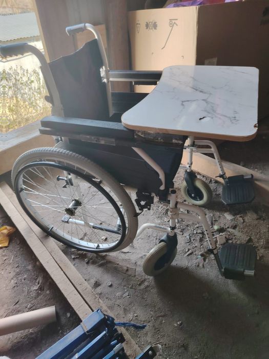 Продам коляску для инвалидов