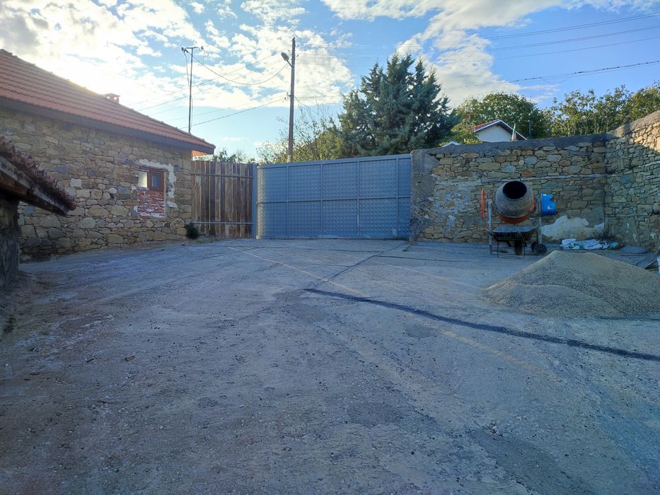 Дава се под наем Къща в с. Стражница, Област Кърджали - 140 кв.м за 316.2 € - Снимка #1