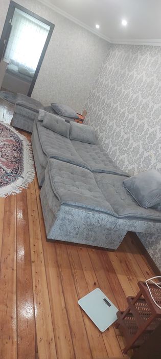 Продаётся мягкий диван два кресла