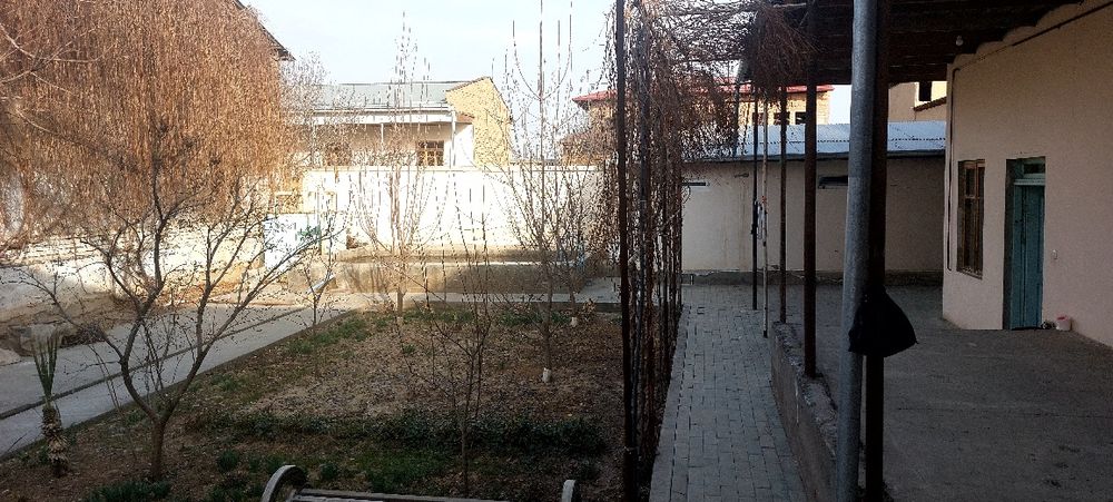 Срочна УЧАСТКА сотилади Келесда Гиёс Умаровда жойлашган 6 сотих