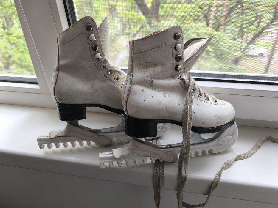 Детские фигурные коньки