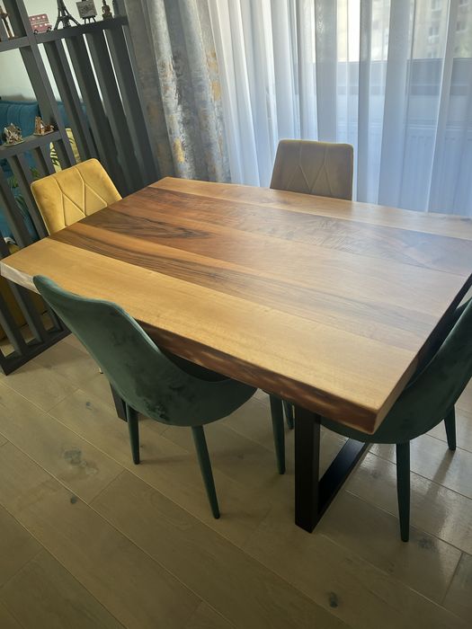 Masa de lemn masiv 140 x 90cm
