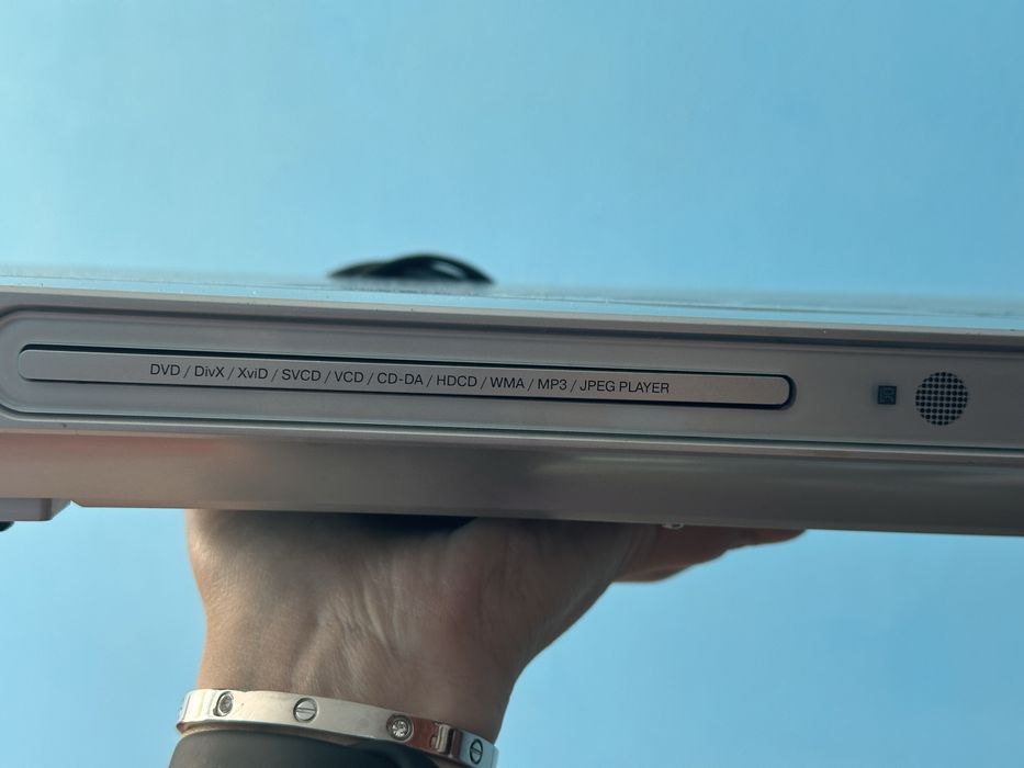 Продам DVD или на запчасти