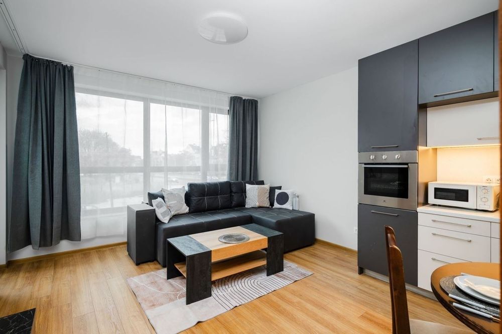 Дава се под наем Двустаен апартамент в София, Банишора - 60 кв.м за 700 € - Снимка #2