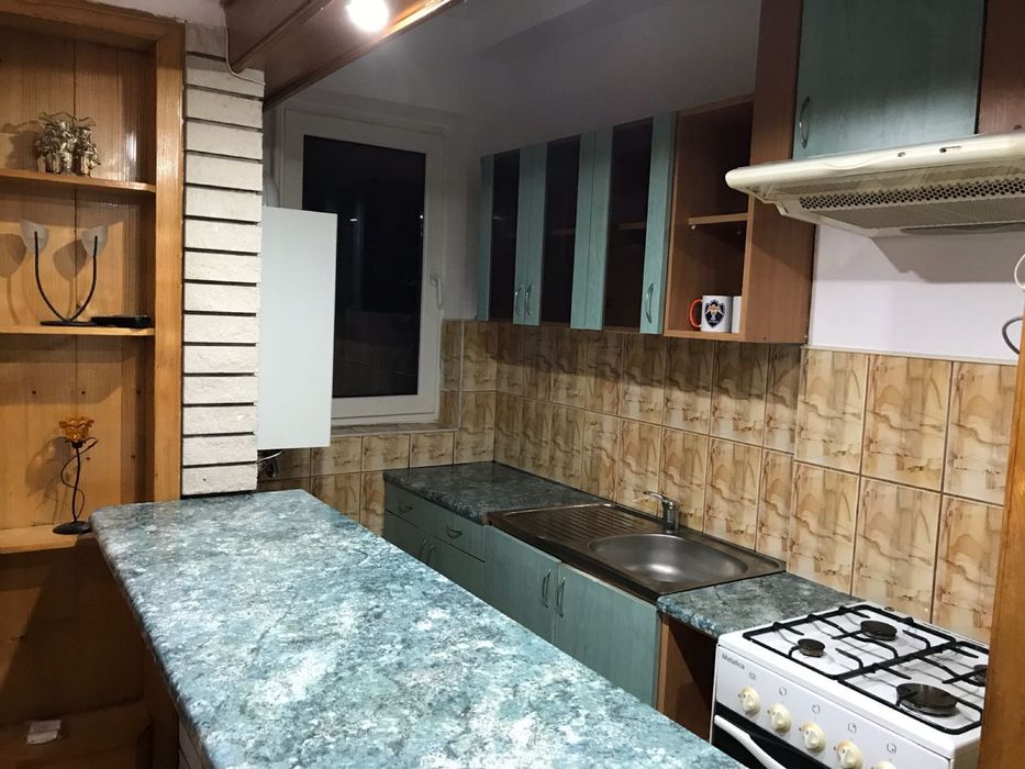Inchiriez apartament cu 2 camere in Deva