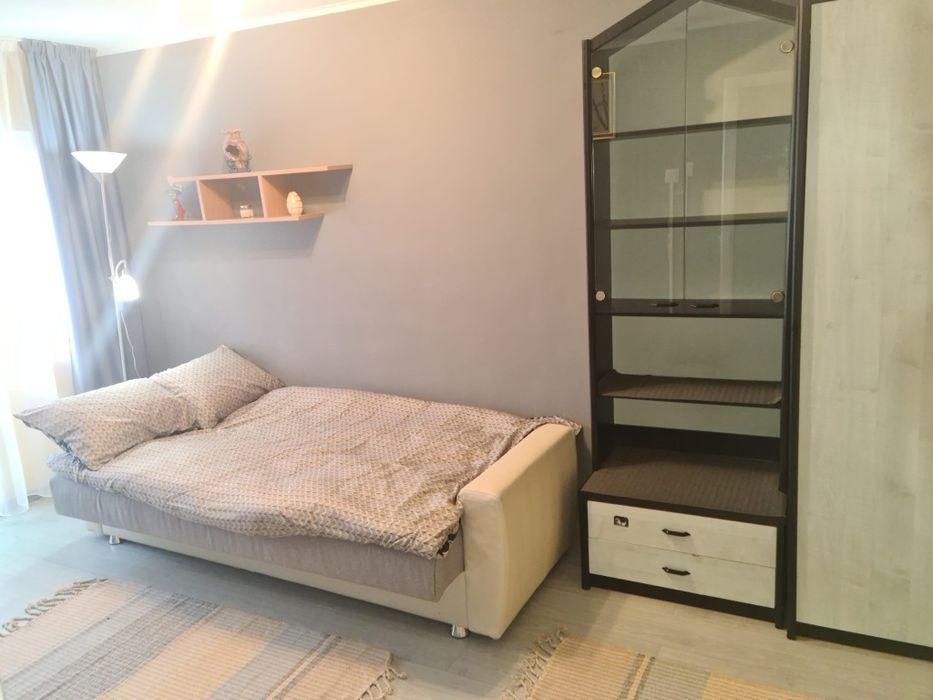 Chirie apartament 5 camere