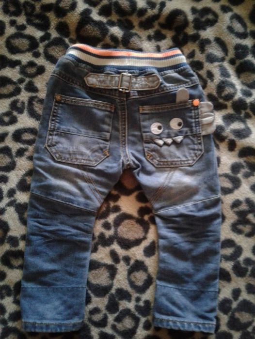 Джинсы на мальчика.
