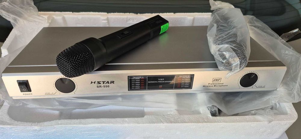 STAR безкабелни микрофони с двуканална майка