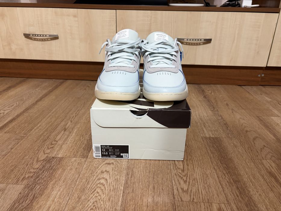 Баскетбольные кроссовки Nike Book 1