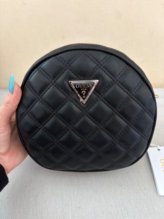 Нова оригинална дамска чанта на Guess