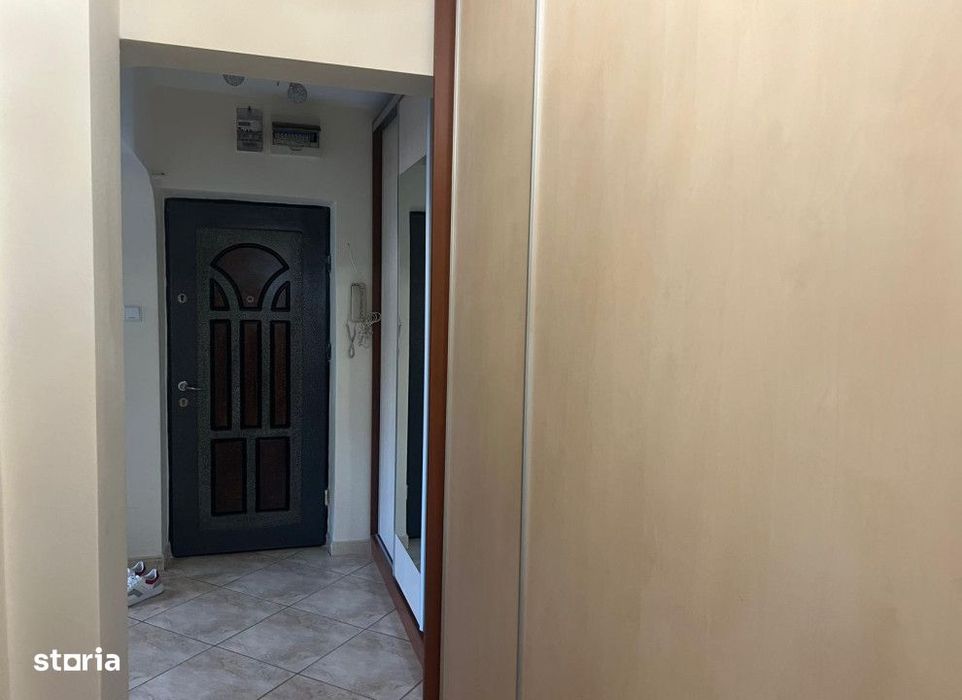 Apartament 3 camere Podul de Fier , 70 metri, etaj 1 Cod:163220