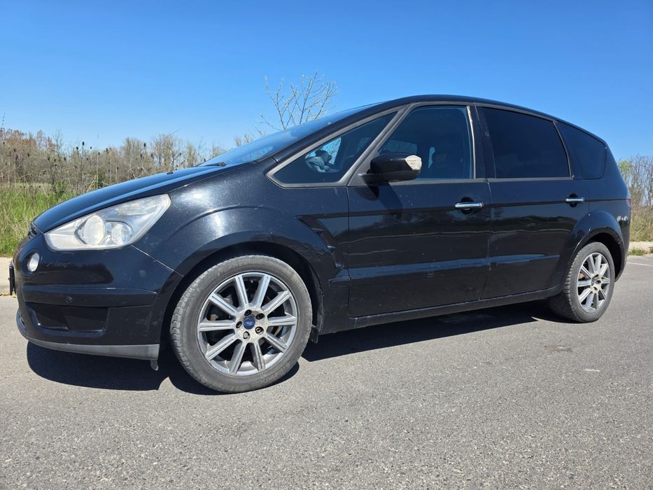 Ford s max  anul 2009  7 locuri