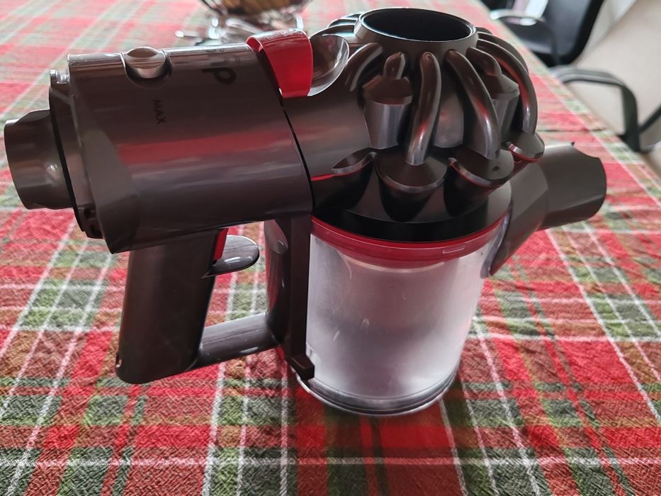 Dyson ne testat, fără accesorii