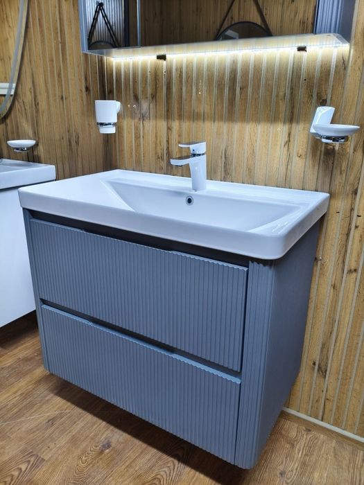 Vanna uchun tumbalar pvs materialda