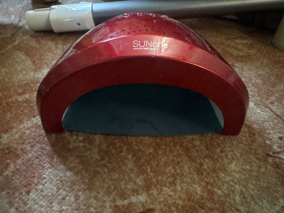 UV/LED лампа для маникюра SUNone