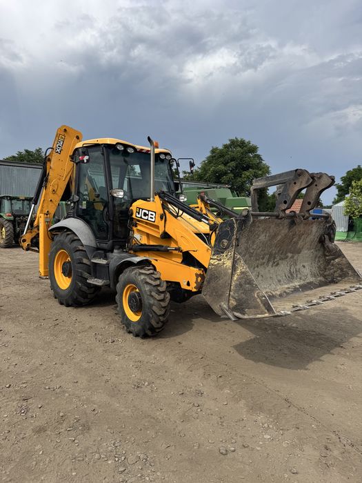Buldoexcavator JCB 3CX