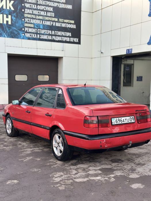 Пассат б4 седан 1.8 моно