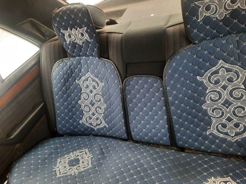 Авто чехол универсалный