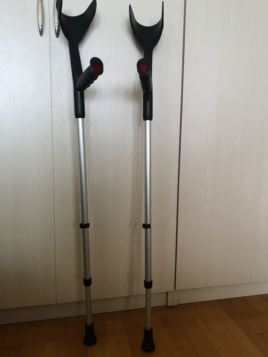 Carje antebrat omologate reglabile ortopedice