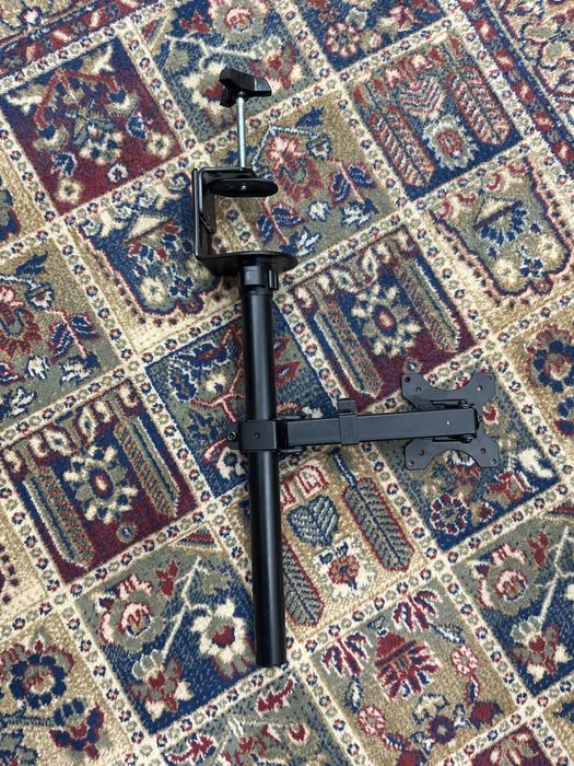 кронштейн для монитора