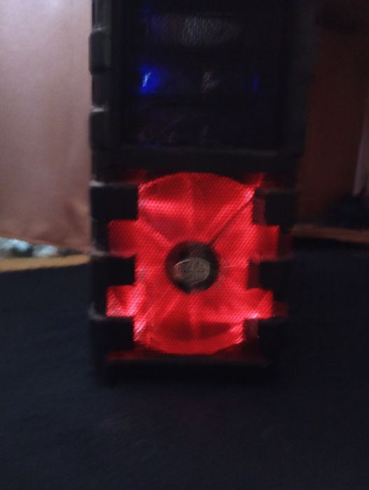 Vând calculator bun