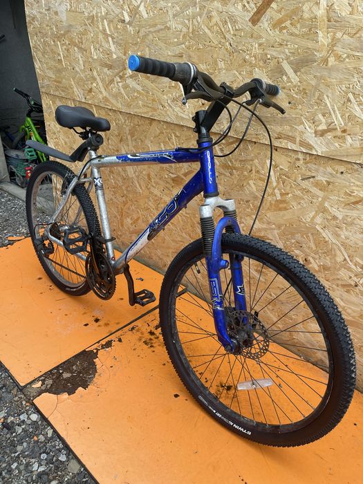 Bicicleta apollo frana pe disc cadru de aluminiu roti 26”