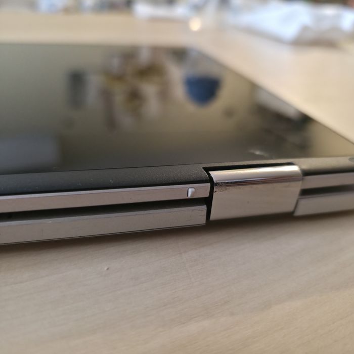 Asus Zenbook Flip 14 UX461U
