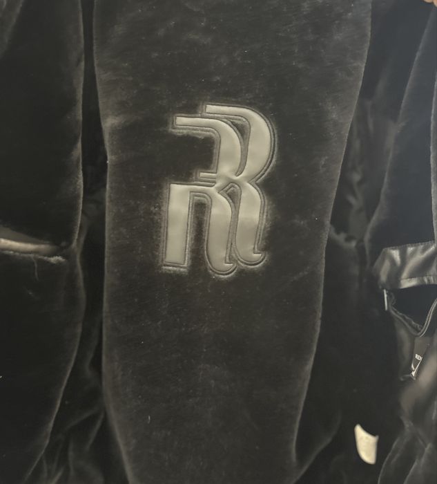 Продам кожанную куртку