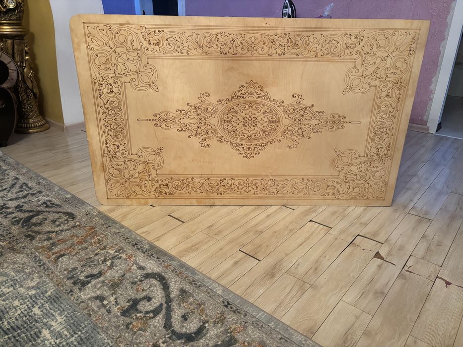 Продам Стол 0.90х3.08