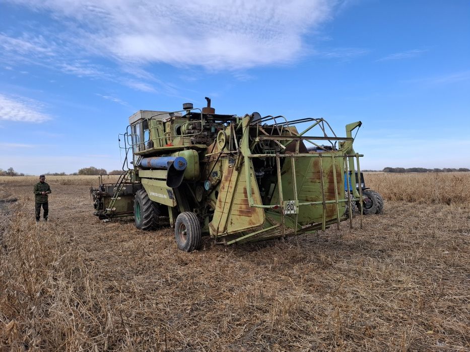 Продаётся комбайн Енисей 2003 года