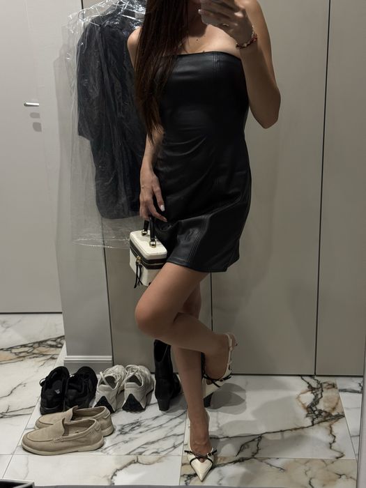 Кожена рокля HM.