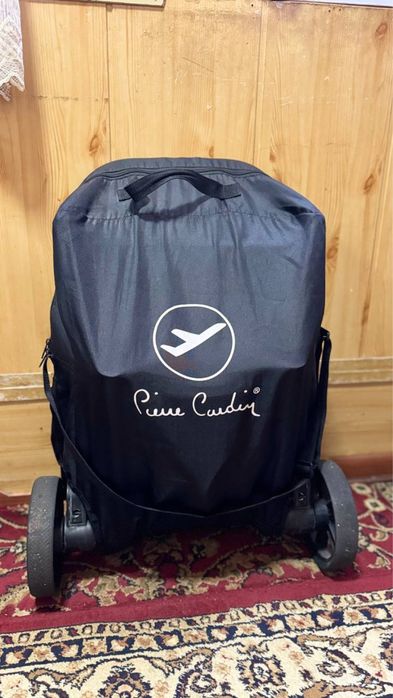 Продаётся детская коляска в хорошем состоянии Pierre Cardin